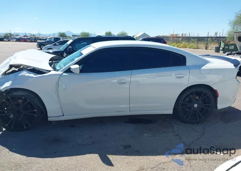2018 Dodge Charger Police Rwd z USA, uszkodzony, nr VIN 2C3CDXAT3JH180904